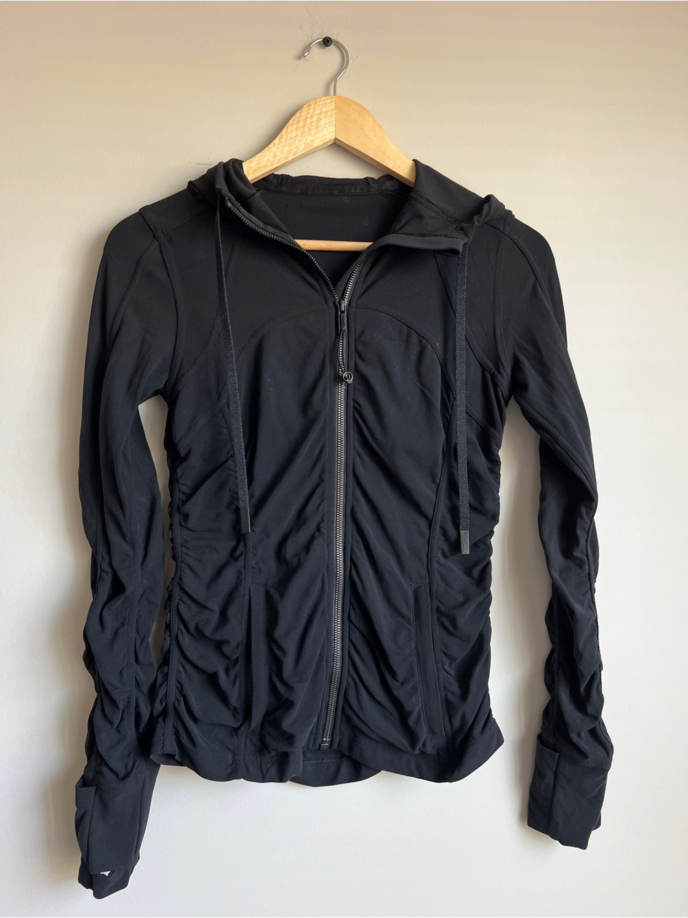 Lululemon Nulu Hooded Define Jacket *Ruched Black Size 6